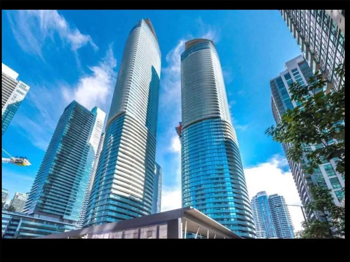 Luxury Condo In The Heart Of Toronto - Next To Scotiabank Arena 0*,  Canada